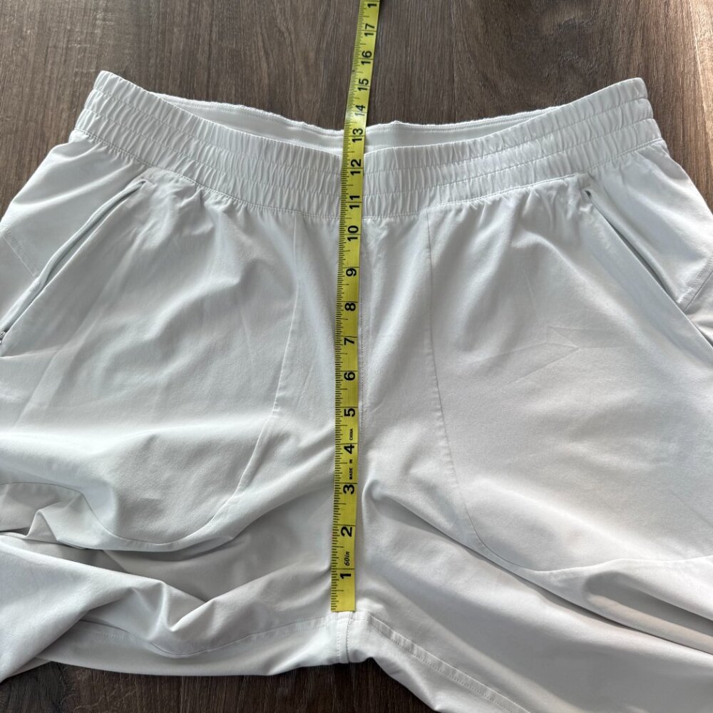 Lululemon Swift Mid Rise Wide Leg Pants | Size 14 - Picture 14 of 15
